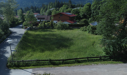 Building plot for detached house - building gap