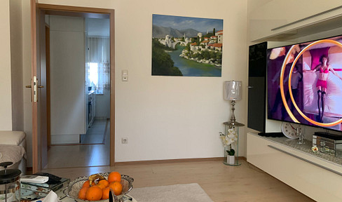 2.5-room apartment in a prime location, living space 52m² and 30m² usable space