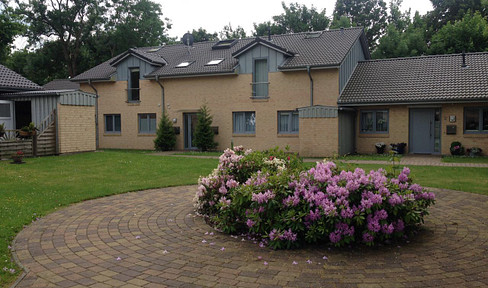 Sunny 3-room apartment with balcony in Hattstedt/ view of the Schobüller forest for rent