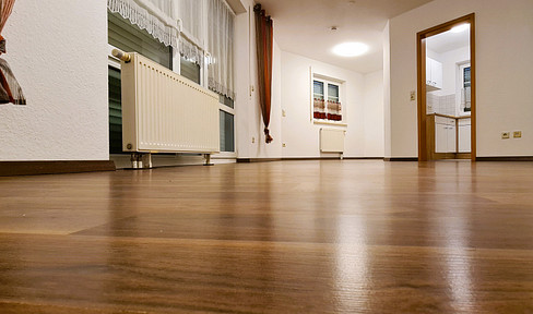 !!! Attraktive, helle Single Wohnung mit Balkon in guter Lage !!!