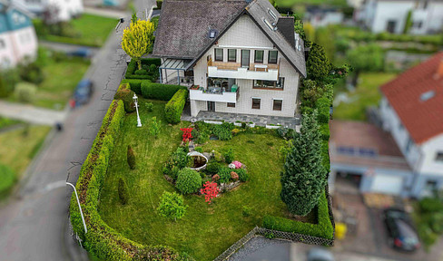 Exclusive two-family house with granny annexe above Bad Neuenahr in Königsfeld