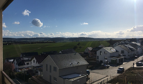 Refurbished and fully furnished apartment with a view in Heimsheim