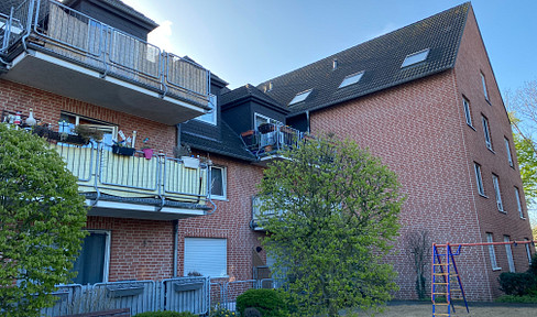 Moderne und helle 2-Zimmer-Dachgeschosswohnung mit Balkon in Moers-Kapellen - WBS erforderlich