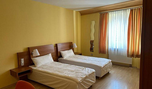 To let as furnished accommodation for fitters, shared flat, guest house!