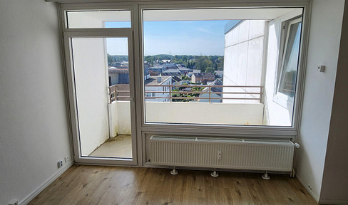 1 room balcony, EBK, full bath 38m² in Quickborn 7th floor