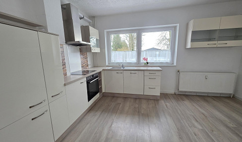 Centrally located, comfortable 4-room apartment in Hohenlockstedt.
