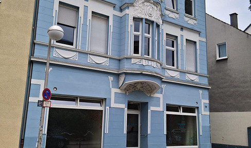 Top zentrale und neu sanierte 4,5 Zimmerwohnung - einziehen und wohlfühlen