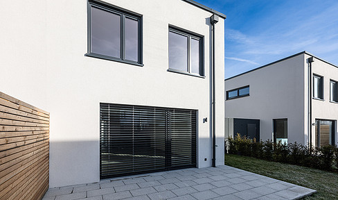 Stylish new-build semi-detached house in Gerolfing