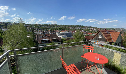 Sunny 3-room apartment in a half-height location with far-reaching views of Stuttgart