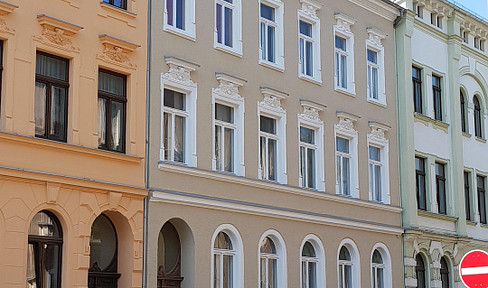 Yield property top renovated + rented in central location of the large district town of Reichenbach