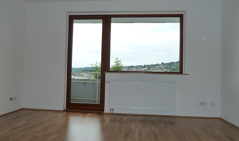 Top apartment with balcony on the 2nd floor in a quiet location