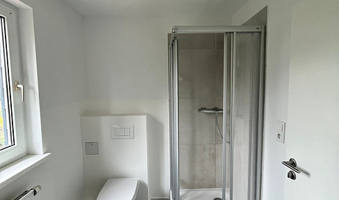 sanierte 2-RW mit modernem Badezimmer
