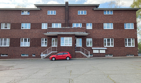 Dachgeschoß-Wohnung in ruhiger und zentraler Lage