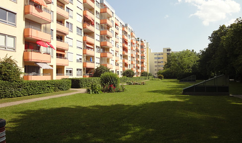 Reserved! 3-room apartment - Neuperlach center - quiet complex close to the subway