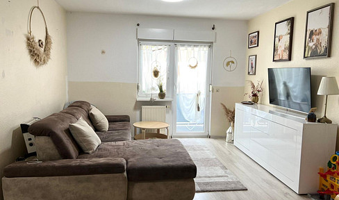 3-room apartment with balcony and parking spaces for rent in Bammental.