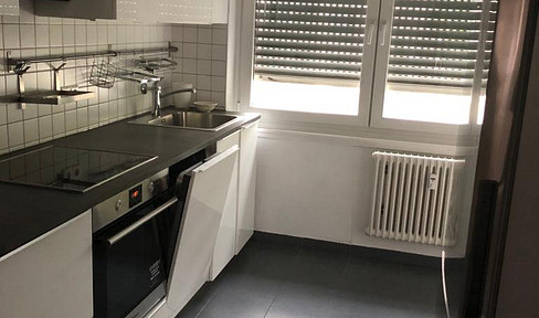 2 ZKB 54m² - 3. OG; Balkon; Einbauküche; Schallschutzfenster / Rheinstraße Karlsruhe