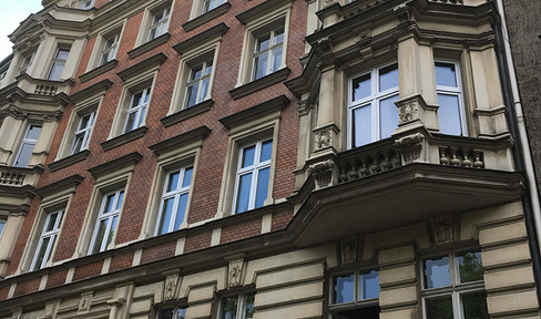 Beautiful, quiet 2-room apartment in an old building