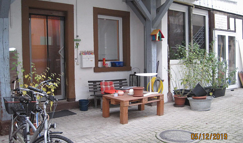 KA-West 3 ZKB-terrace ground floor 10 min. KIT, PH, HS - 15 min main station