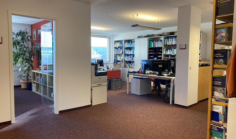 Innenstadtbüros 25 m² und 19 m² in Bürogemeinschaft