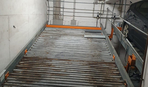 Double parking space for rent in Düsseldorf