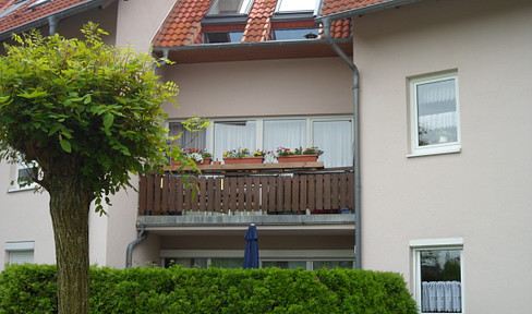 Wohnung mit großem Balkon und Blick ins Grüne