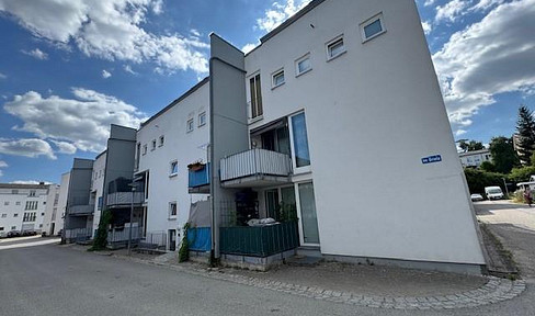 Attractive 2.5 room first floor apartment with balcony for rent in Engen (ID168) (B20)