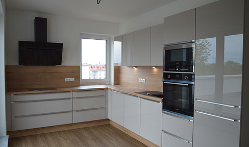 Neubau - Penthouse -  Fahrstuhl - Barrierefrei - TG-Stellplätze