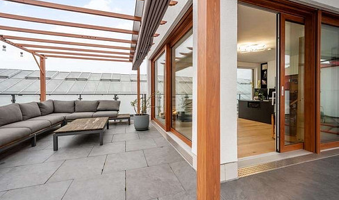 180 square meter penthouse apartment in Frankfurt Rödelheim.