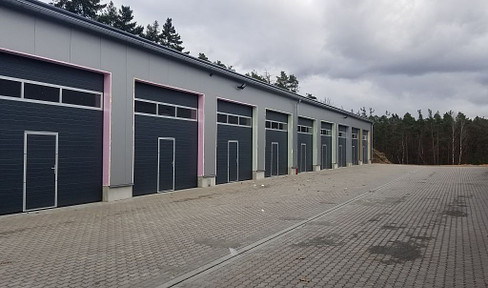 Compact warehouse with 55 sqm in a central location for rent!