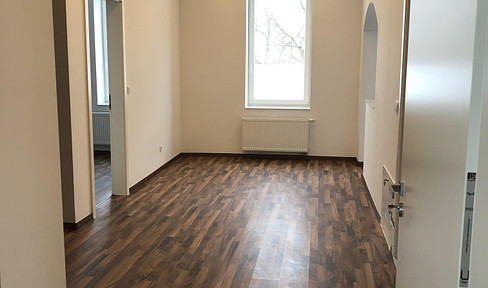Exklusive 2,5 Zimmer Wohnung im Kernsanierten Mehrfamilienhaus
