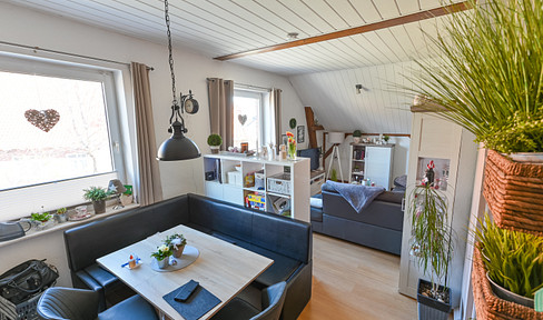 3-room apartment on the 1st floor – affordably heated with renewable energy, located in a green area.