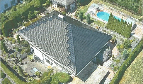 Provisionsfrei! Hochwertiges ruhiges Einfamilienhaus mit Wellnessoase und PV-Anlage