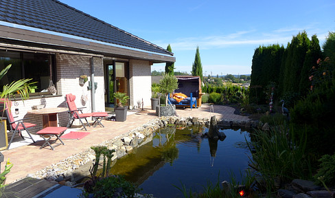 Traumhaft ruhiges freistehendes Einfamilienhaus mit Sauna, Pool und PV-Anlage im Westerwald