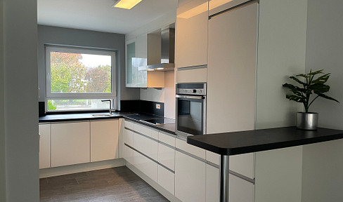 Newly renovated, almost like new detached house – move in and feel right at home.