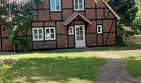 Spacious semi-detached house in the countryside.
