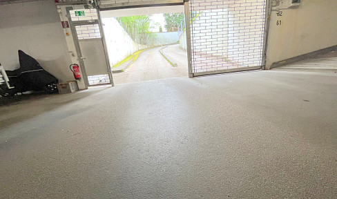 ***Parking space in a garage, ideal for sports cars, convertibles, and high-performance vehicles! Prime location in Baden-Baden, close to the city center.***