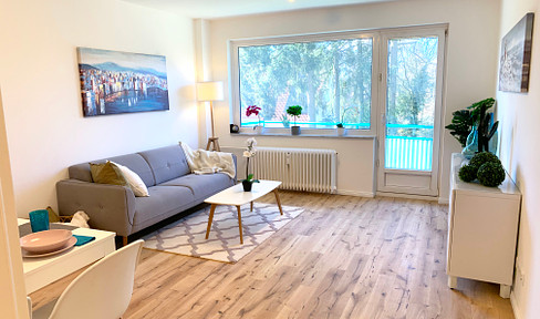 Temporary living: Completely renovated 2.5-room apartment with southwest-facing balcony in Rahlstedt