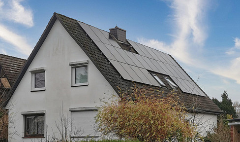Detached house available for rent for a fixed term of 1 to 3 years.