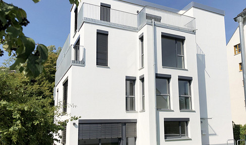 🏡🌳Ready-to-move-in new  4 Rooms maisonette House-in-house with private garden