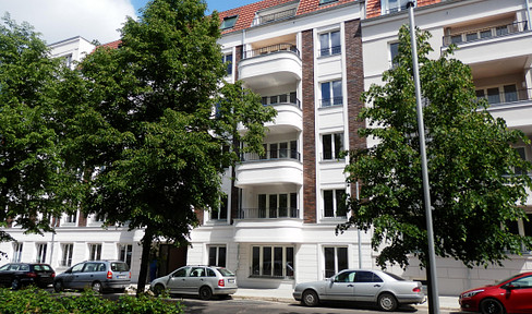 Helle, verkehrsgünstige 3 Zi-Wohnung in Weissensee