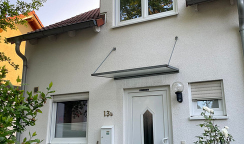Reihenendhaus mit Keller, Garten, Pelletofen, 2 Stellplätzen & Gartenhaus – 55270 Jugenheim – privat