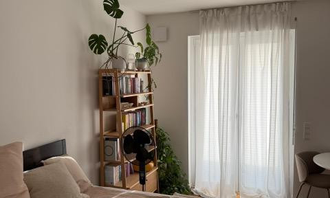 helle neuwertige 1 Zimmerwohnung EBK, Balkon, KfW 40+ Standard