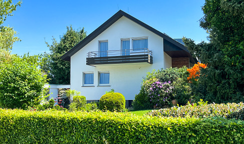 Detached house with 761 m² plot in prime location