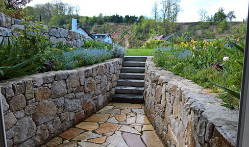 Wunderschöne 1-Zimmerwohnung am Weinberg