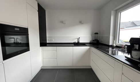 Detached single-family house with 2 granny apartments in Boppard-Bad Salzig