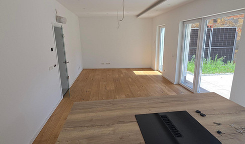 Spacious 6-room house with 190 m², ideal for families, multi-generational living, and home offices.