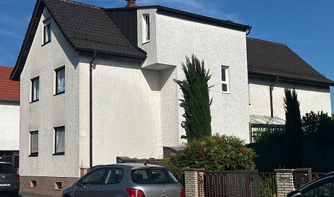 1-3 family house with private pool and large garden