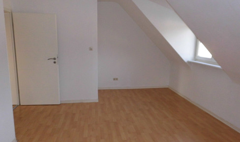 Bright 2 room apartment