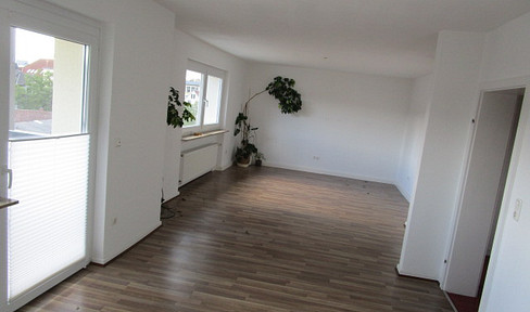 3,5 ZKB Gießen Innenstadt, 4.OG mit Süd-Balkon, mit Fernblick