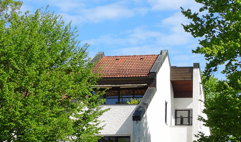 Lauschige 2-Zi.-Süd-DTW mit enormer Weite - zwischen Ortszentrum und altem Ortskern
